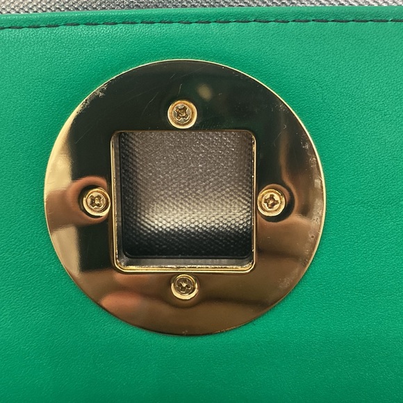 Green and Black Kate Spade Wallet - Picture 6 of 10